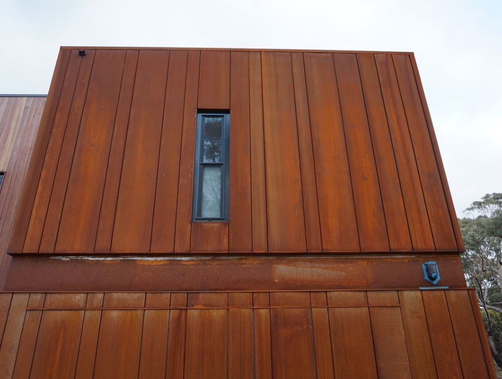 What is the Maximum Temperature for Corten Steel?