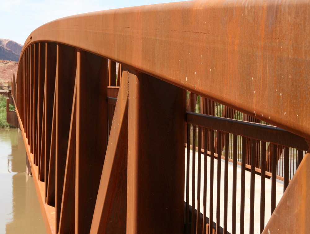 Advantages of Curved Corten Steel Retaining Walls