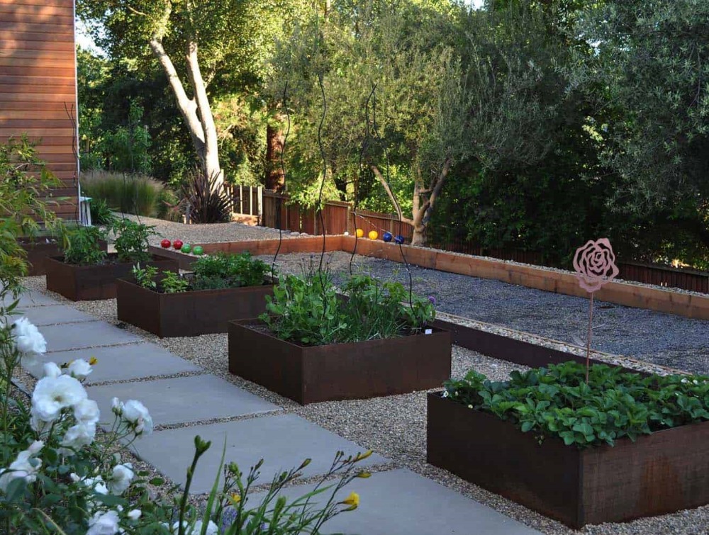 Benefits of Using Corten Steel for Raised Garden Beds